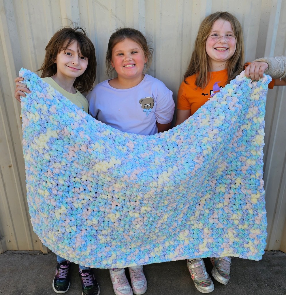 SIVELLS BEND ISD
▪︎ FALL FESTIVAL ▪︎
3pm - 7pm
SATURDAY, NOVEMBER 1
Live Auction 5pm
Auction Preview