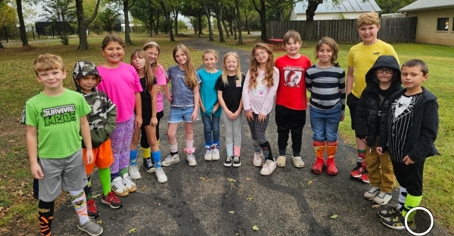 Sivells Bend ISD
Red Ribbon Week
CRAZY SOCK DAY
PRE - 5th Grades