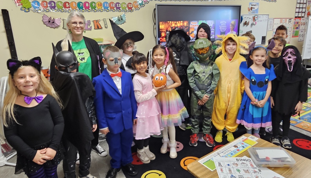 Sivells Bend ISD
Red Ribbon Week
DRESS UP DAY
1 - 2 Grades