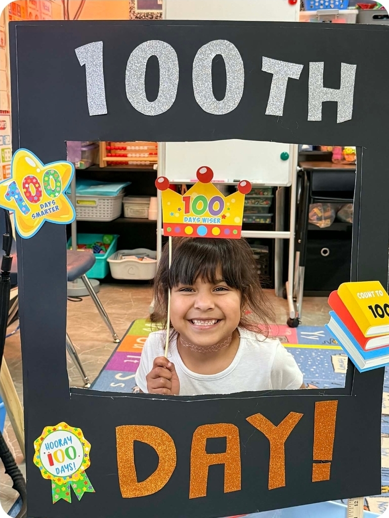SivellS Bend ISD-
100th School Day 

First and second graders celebrated their 100th day in school! They did 100 second challenges, made crowns and glasses and read books about the 100th day. It was a fun day!