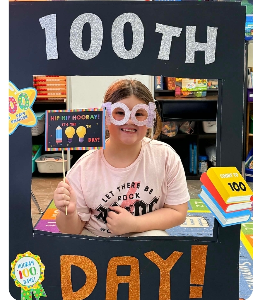SivellS Bend ISD-
100th School Day 

First and second graders celebrated their 100th day in school! They did 100 second challenges, made crowns and glasses and read books about the 100th day. It was a fun day!