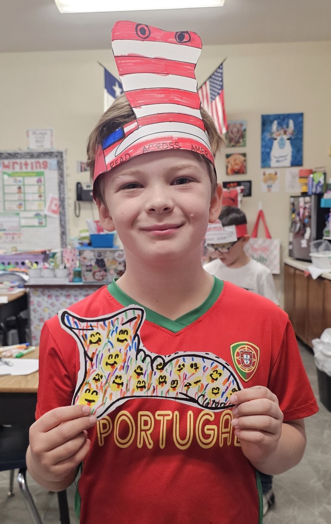 SIVELLS BEND ISD

Mrs. Downey's First and Second graders celebrated the beginning of Read Across America week by making Cat in the Hat hats and Fox in Socks socks.