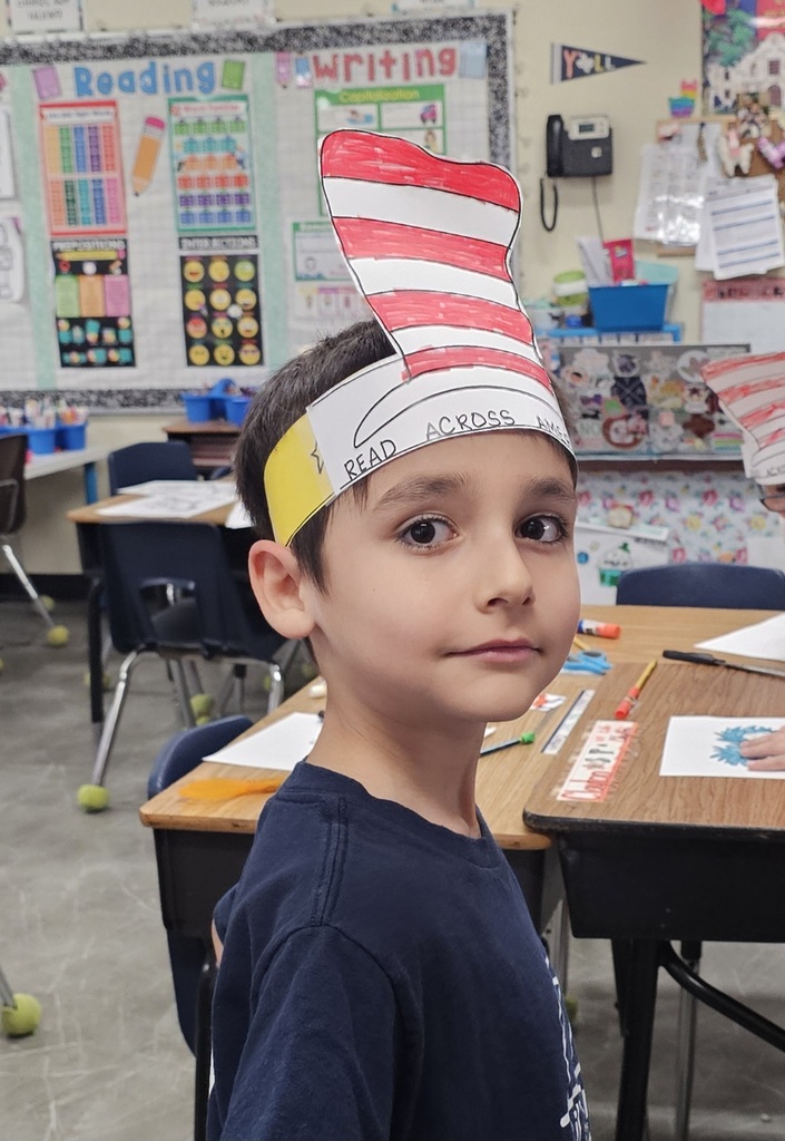 SIVELLS BEND ISD

Mrs. Downey's First and Second graders celebrated the beginning of Read Across America week by making Cat in the Hat hats and Fox in Socks socks.