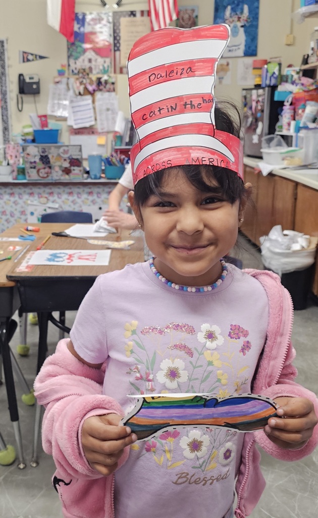 SIVELLS BEND ISD

Mrs. Downey's First and Second graders celebrated the beginning of Read Across America week by making Cat in the Hat hats and Fox in Socks socks.