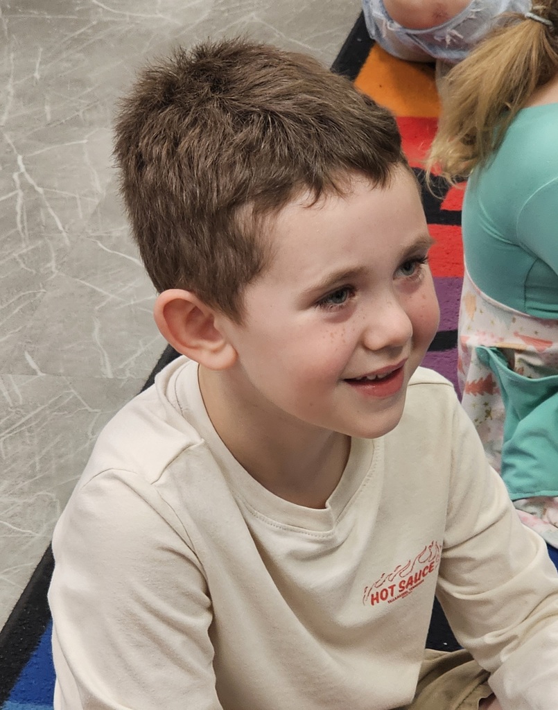 SIVELLS BEND ISD
Pre K & Kindergarten loved the visit from Kimberly Reiter from the Cooke County Library's 123 The Story is Coming to Me. 

Thank you for reading to our students.