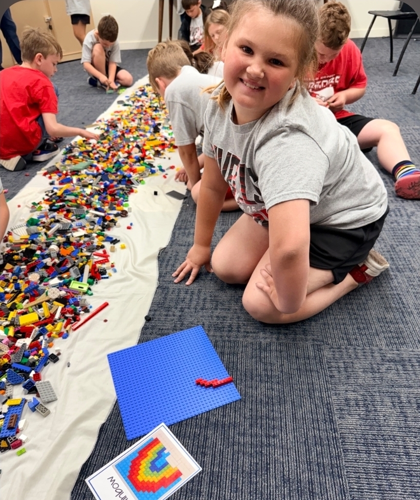 Sivells Bend ISD
Pre-K thru 2nd Grade
Field Trip to the Cooke County Library to view their art work.