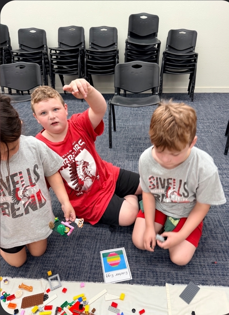 Sivells Bend ISD
Pre-K thru 2nd Grade
Field Trip to the Cooke County Library to view their art work.