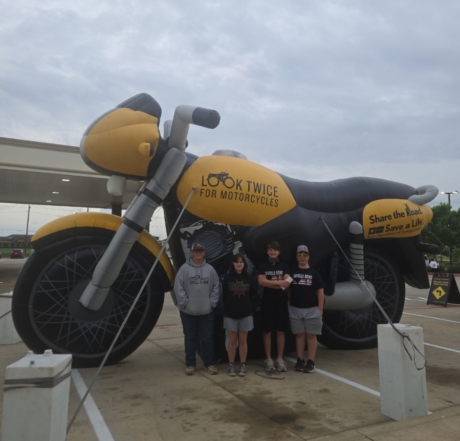 SIVELLS BEND ISD
8TH GRADE TRIP - Capital
Capital
Bucees's
Gold Rush Escape Room
Amy's Ice cream