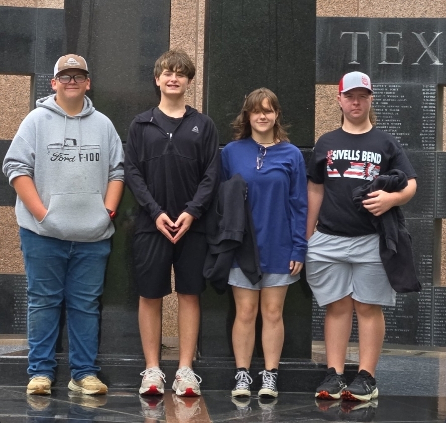 SIVELLS BEND ISD
8TH GRADE TRIP - Capital
Capital
Bucees's
Gold Rush Escape Room
Amy's Ice cream