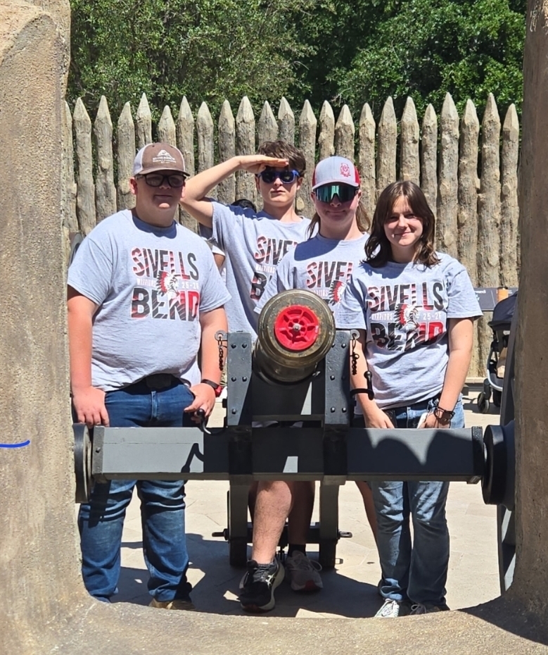 SIVELLS BEND ISD
8TH GRADE TRIP
Capital
San Antonio