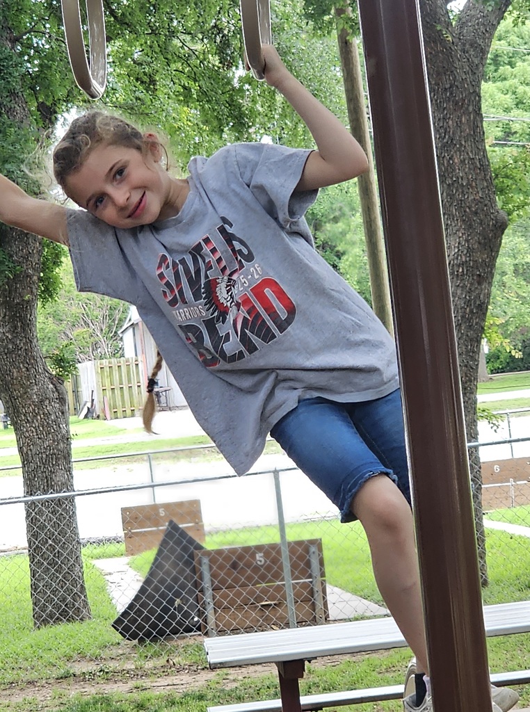 SIVELLS BENDS ISD
3rd Grade
Field Trip
Oak Hills in Bowie, Tx
Dairy Queen
Lindsay Park