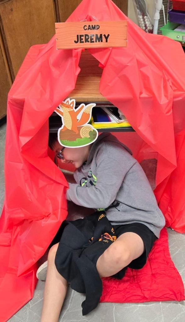SIVELLS BEND ISD
This week, Mrs Downey’s class went to camp! Their desks were turned into tents and they worked on camp themed math and reading. We also had a picnic today for lunch!