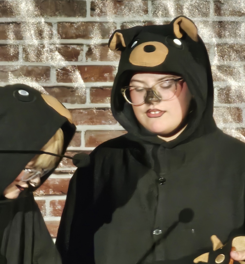 Sivells Bend ISD
Spring Play
A DAY IN THE LIFE OF A BEAR