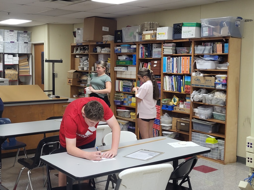 Coach Henderson's 8th grade Science class