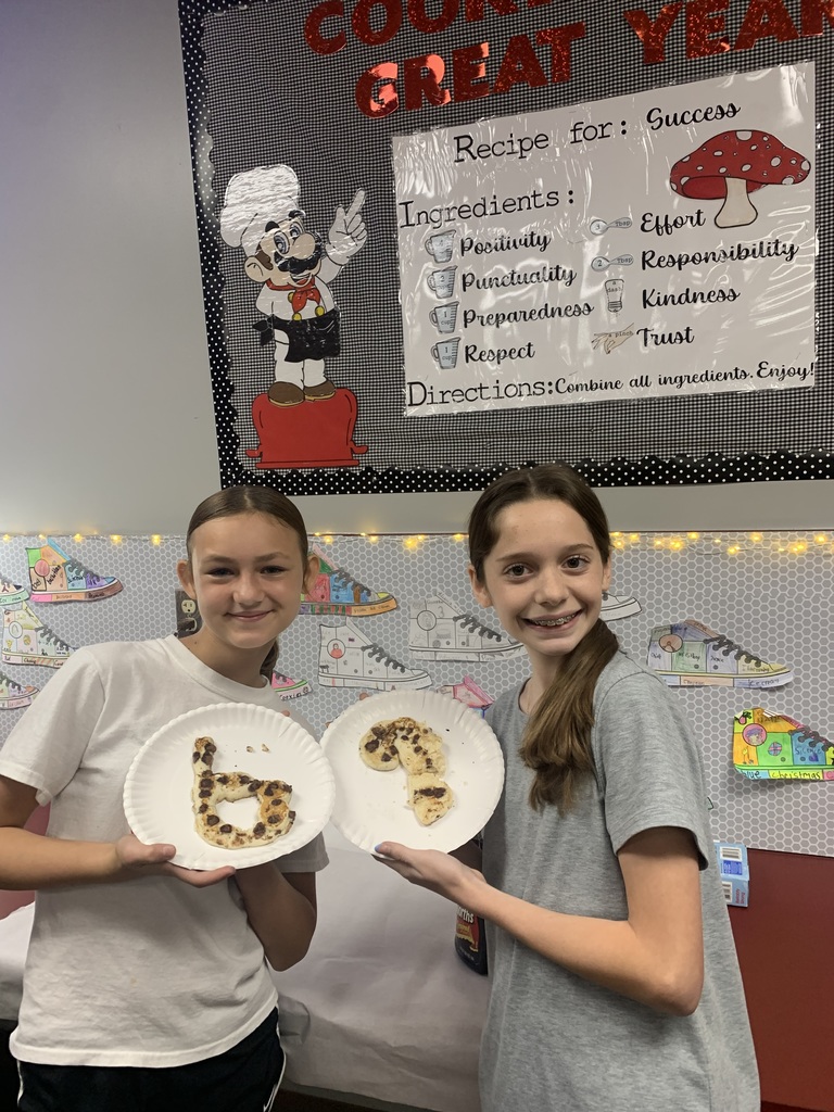 Postiers class making pancakes