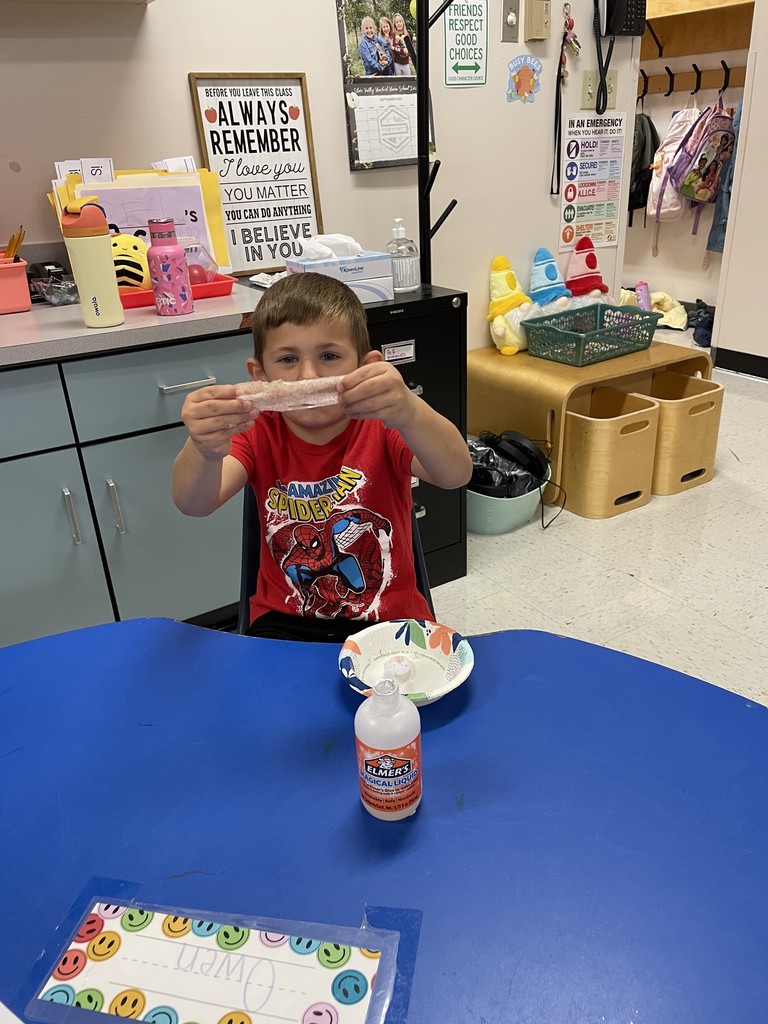 Kinders playing with slime