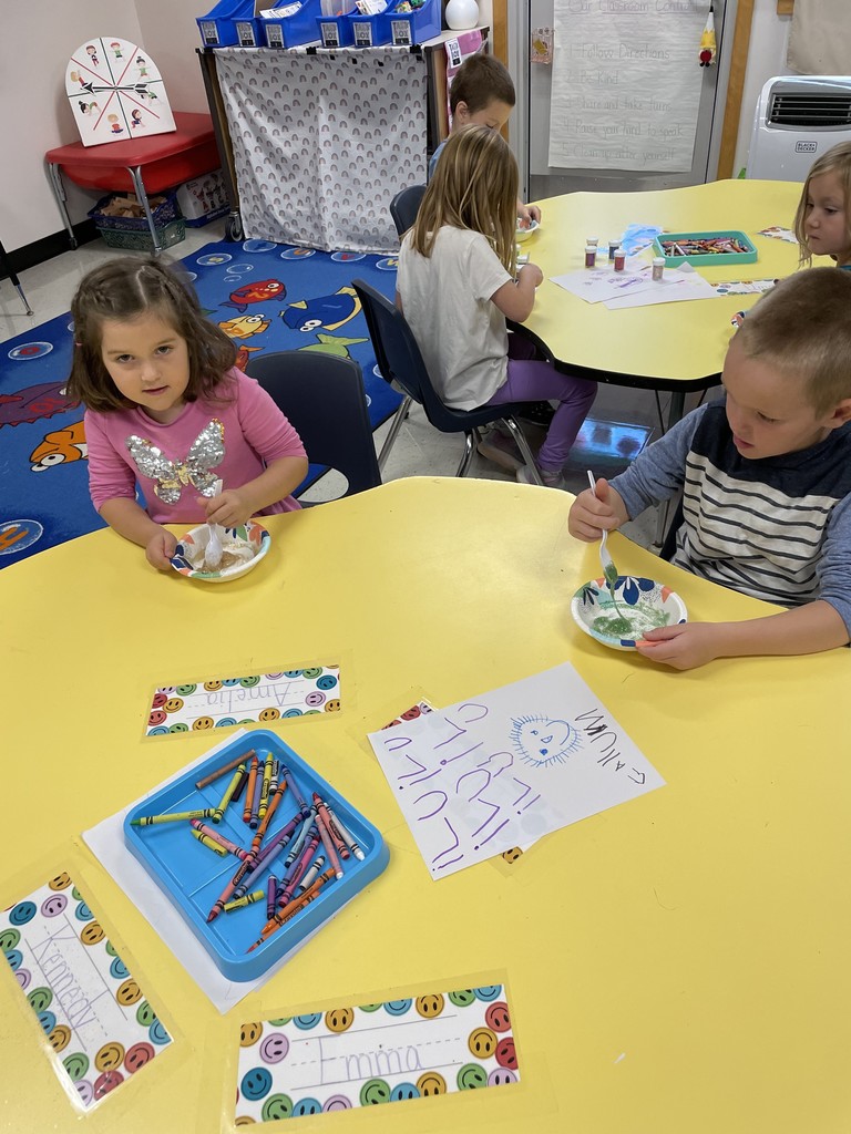Kinders playing with slime