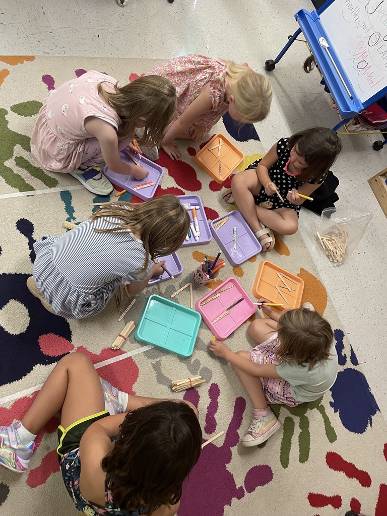 Kinder Bears are quite creative during Choice Time! We have builders, drawers and even an X-ray machine being utilized in the classroom. Such curious independent learners! 