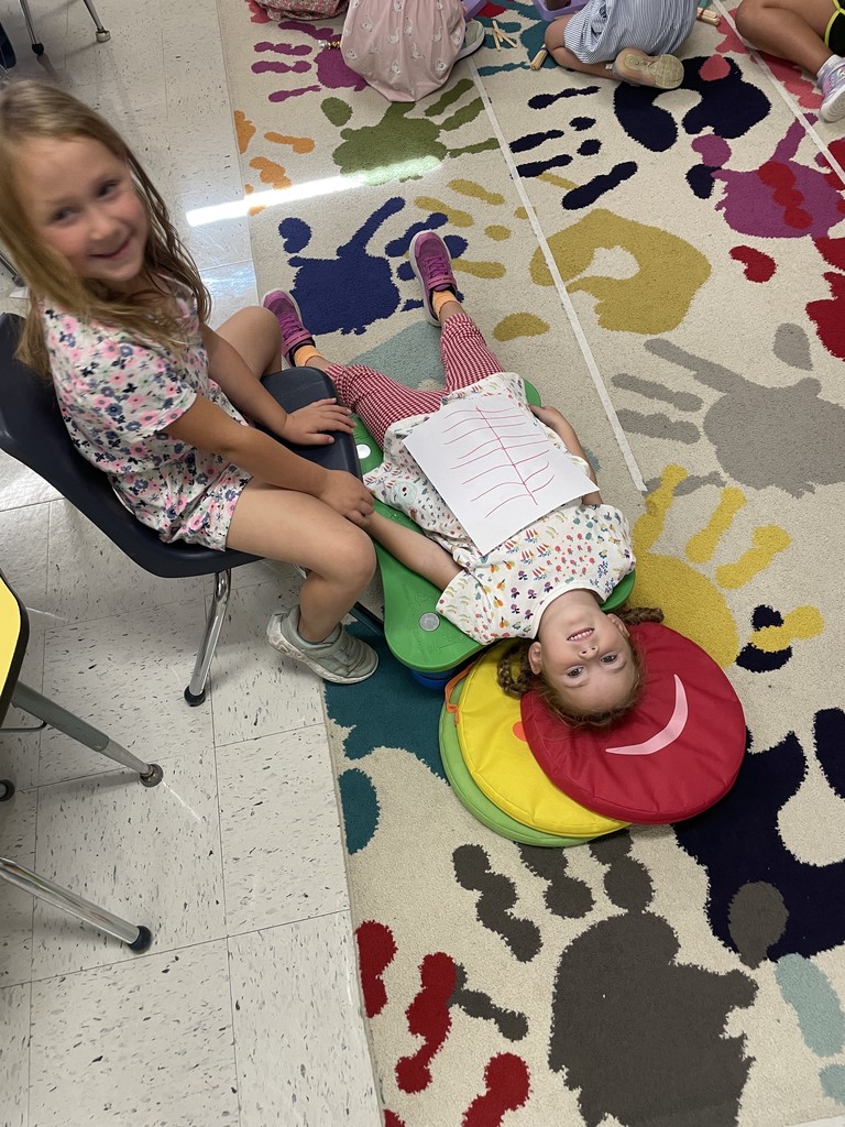 Kinder Bears are quite creative during Choice Time! We have builders, drawers and even an X-ray machine being utilized in the classroom. Such curious independent learners! 