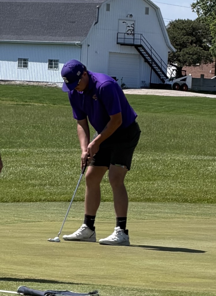 Titan Wiseman putting