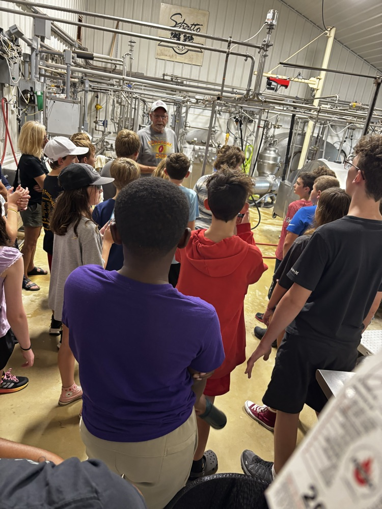 Sixth grade ventured to Shatto Dairy today and enjoyed delicious milk, ice cream, and a tour of the facility.