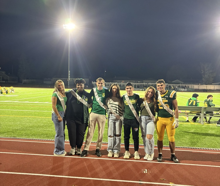 Junior HOCO Court