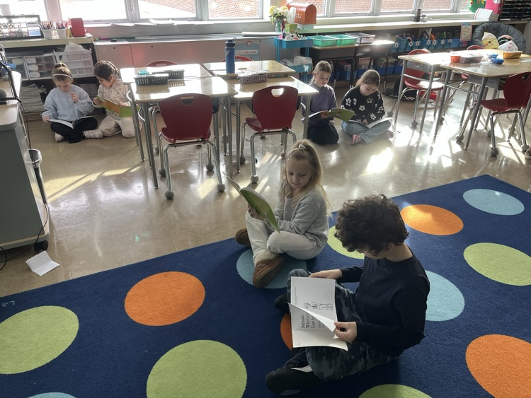 partner reading 