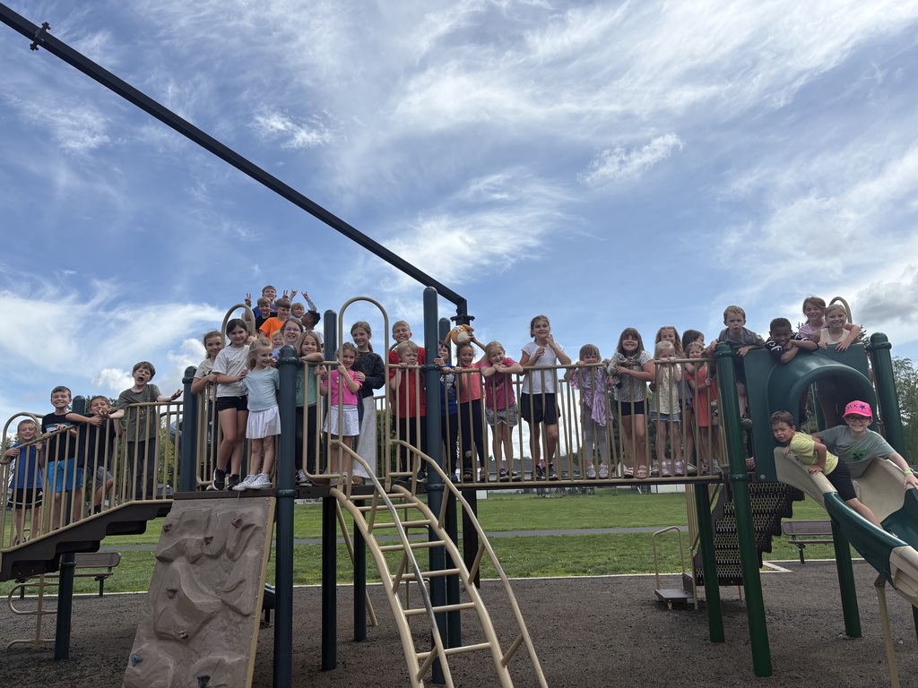 kindergarten & 3rd grade buddies - sehr & keen