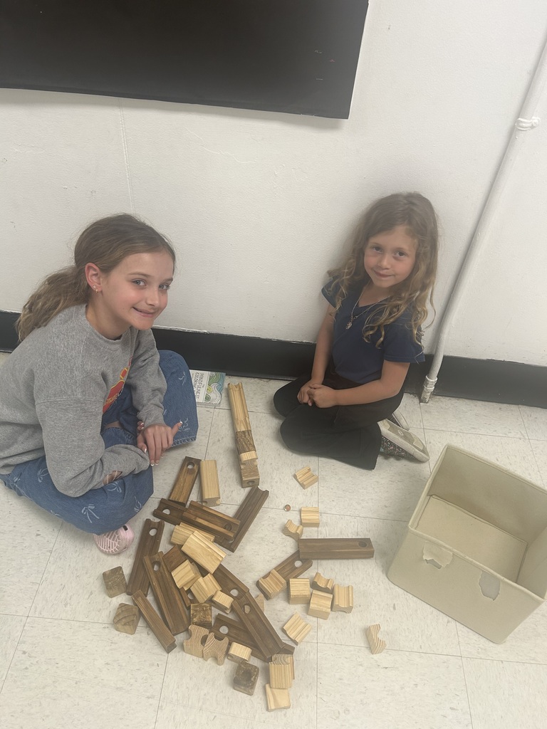 1st and 4th grade buddies - kapp and barschak