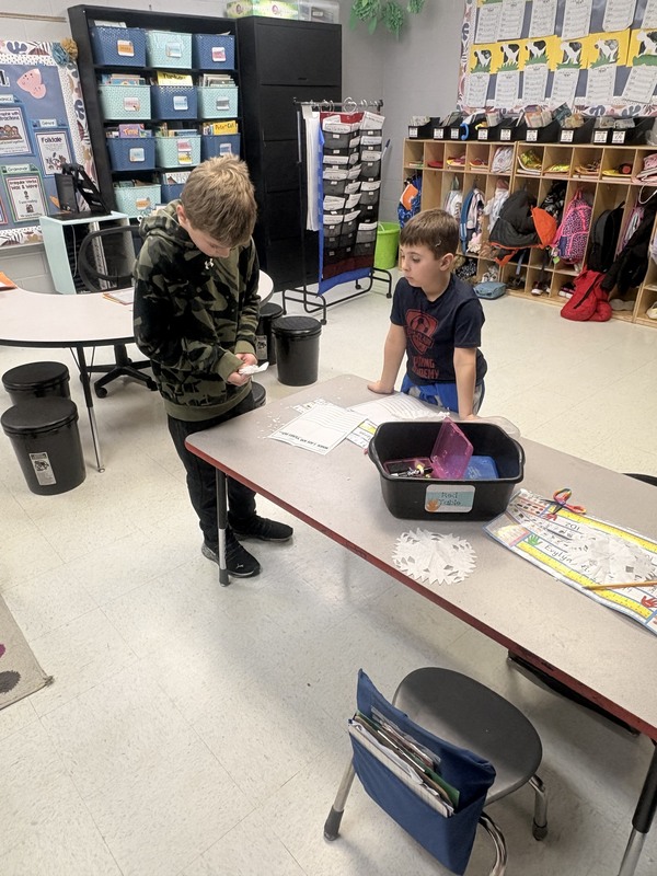 1st and 4th grade buddies 