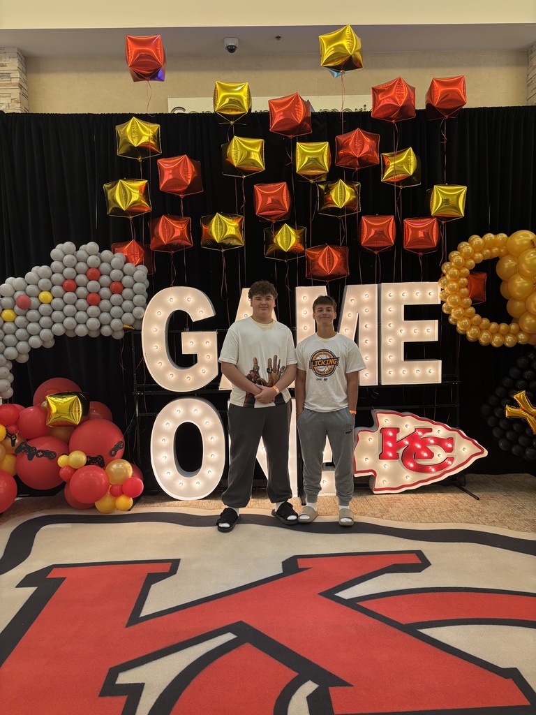 Dylan Holloway and Brody Brown participated in the first  GAME ON event sponsored by the Kansas City Chiefs.  They met former Chiefs players and participated in workshops sponsored by E-Sports Play VS.