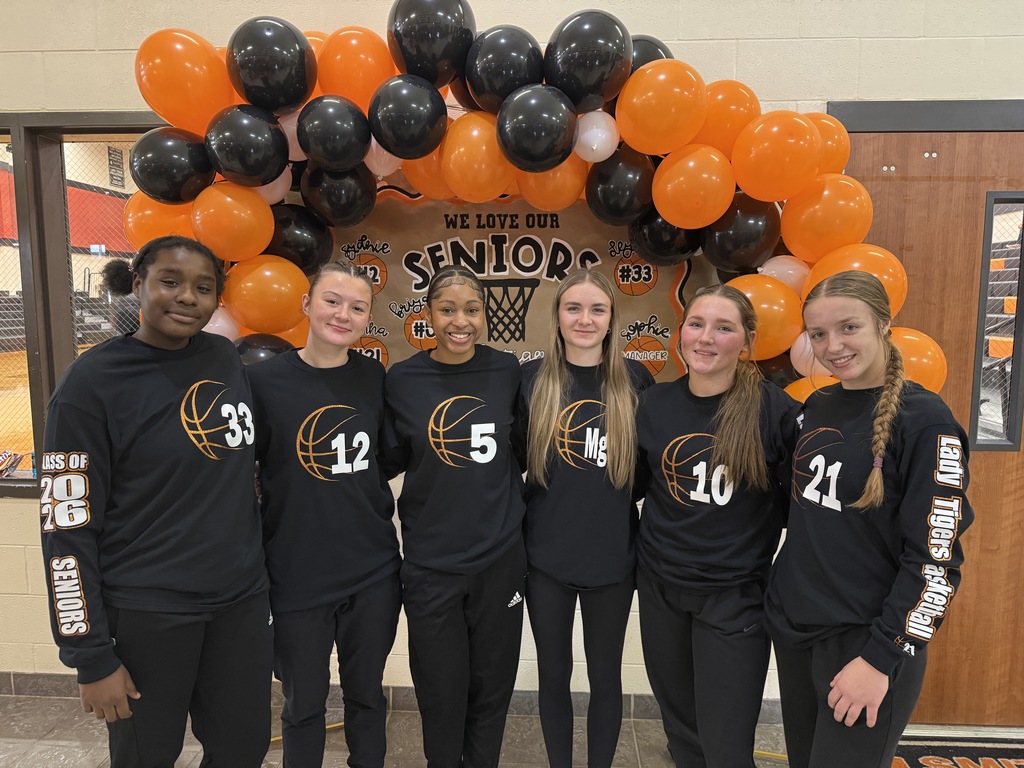 6 senior girls in a row