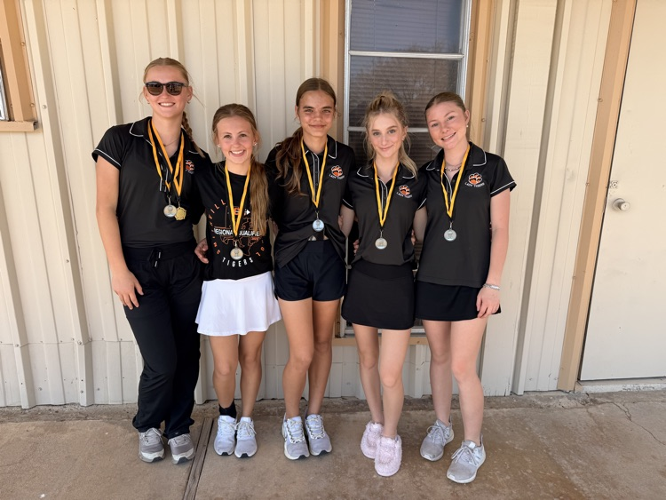 Lady Tiger Golf - 2nd place 🥈