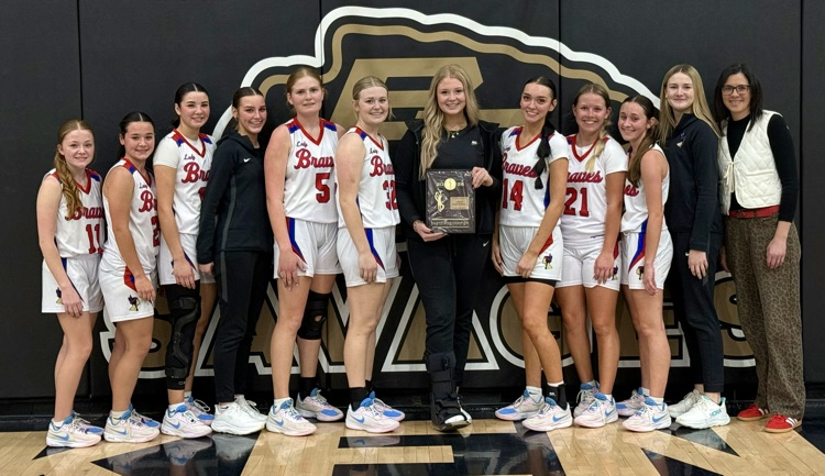 Lady Braves District Champs