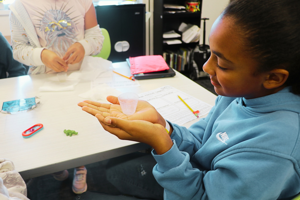 Mrs. Crouch's class exploring the physical changes of an ice cube.