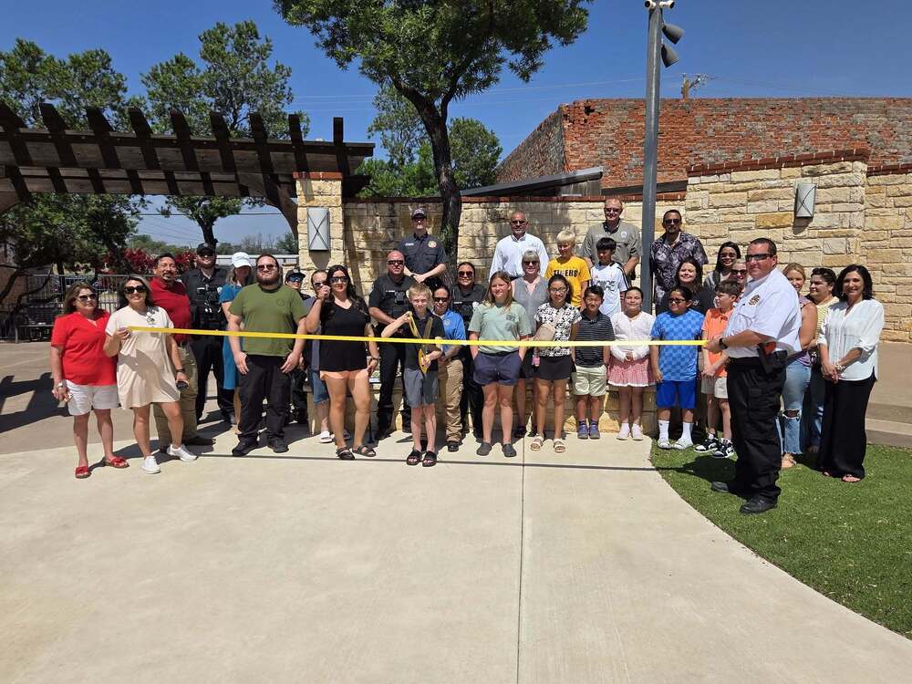 ribbon cutting 