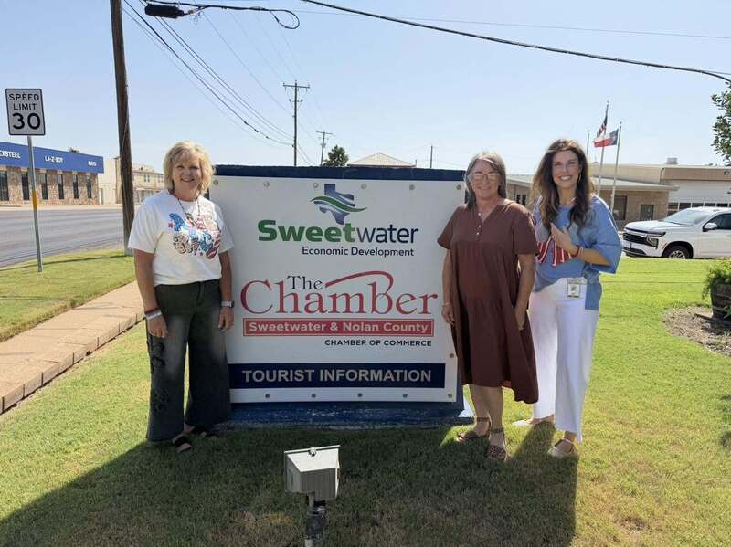Dr. gore with snyder DCOS and sweetwater chamber