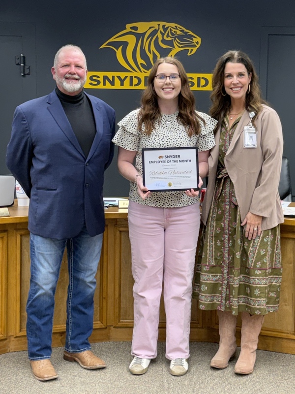 teacher photo employee of th emonth