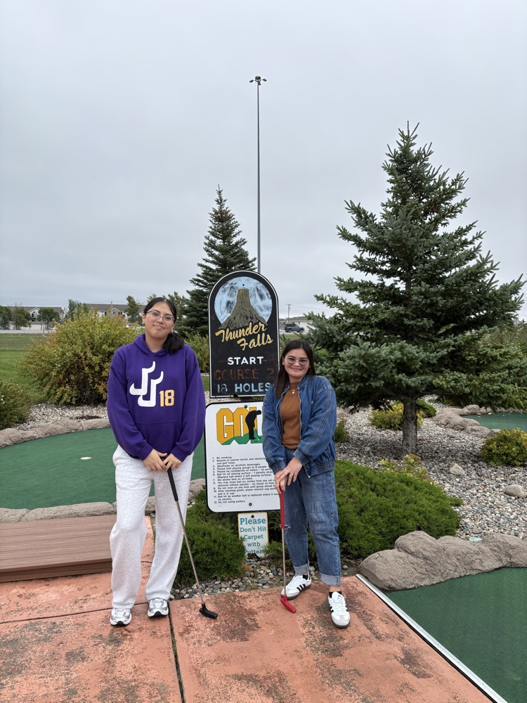 A side Mini-Golf trip to cap off a weekend of exploration!