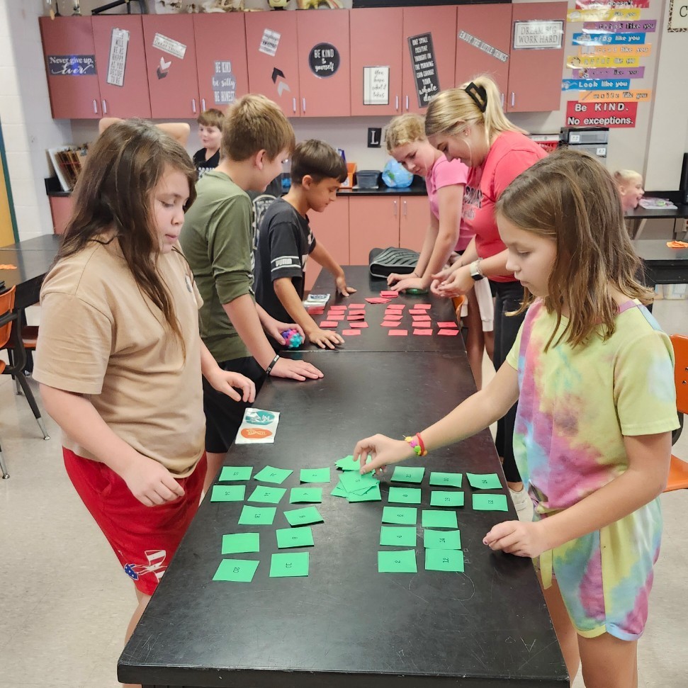 Multiplication "Trash" card game competition!