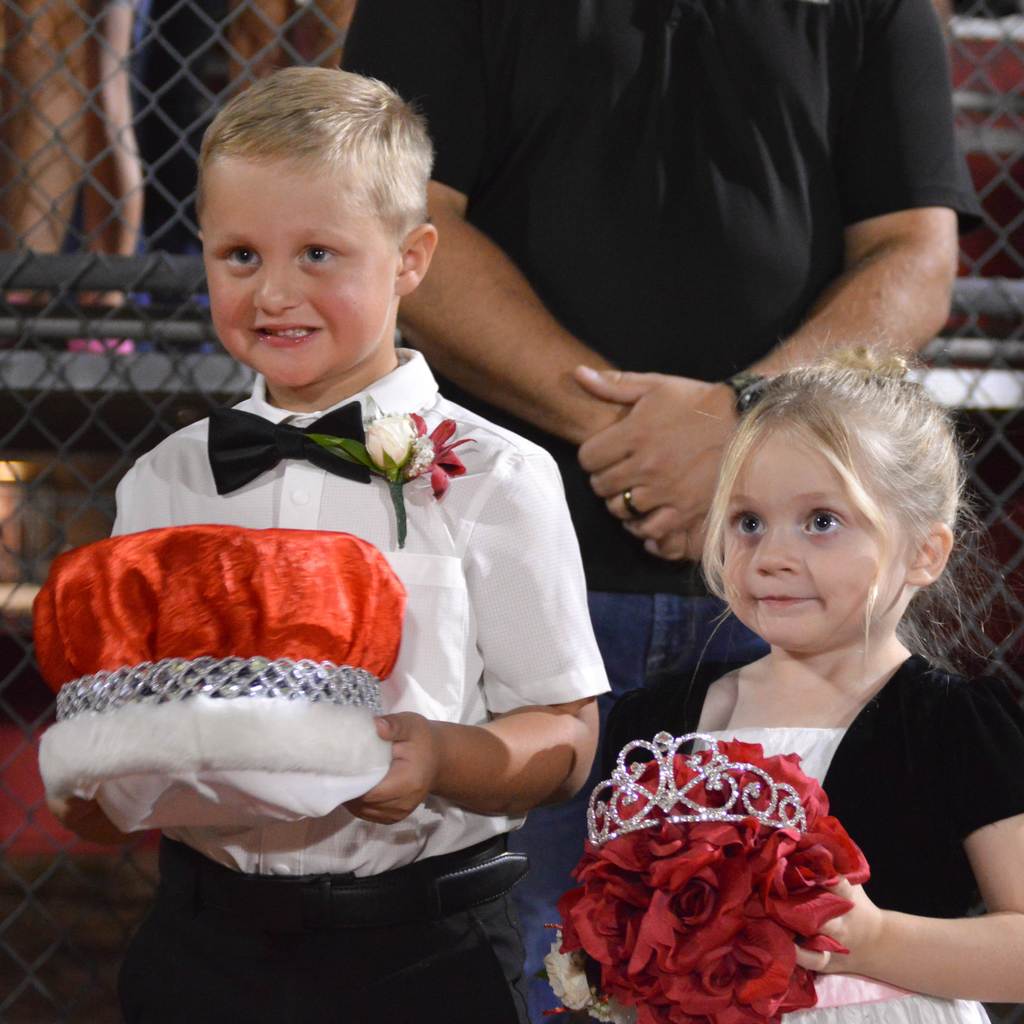 Homecoming attendees