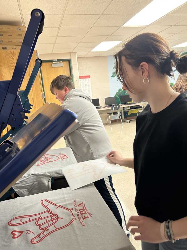 student shirt printing