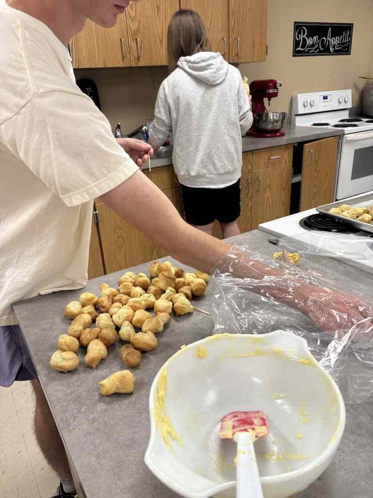 getting the crombuche ready