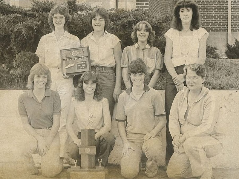 womens track team of 1974 state champions