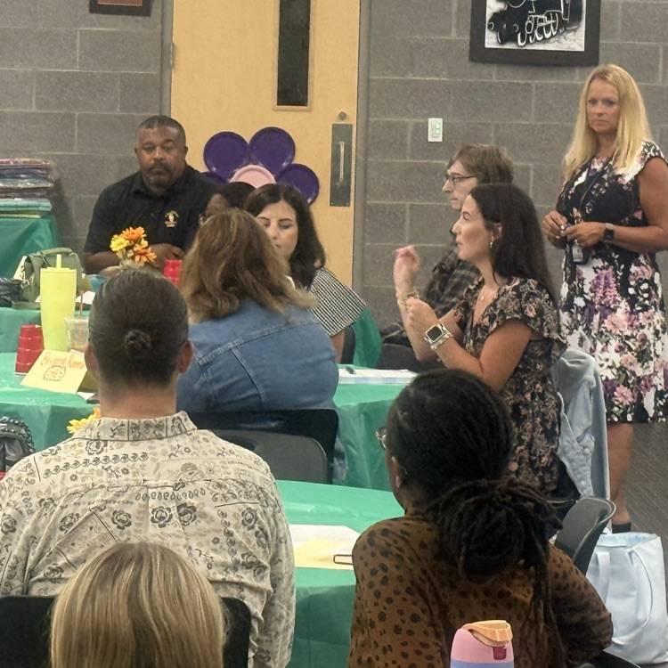 images of new teacher orientation day 1