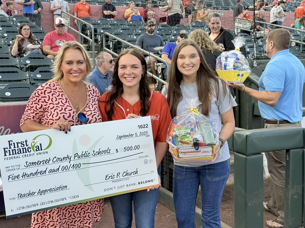 💙🎉 Thank you, First Financial Federal Credit Union! Your generous $500 donation to support teacher appreciation initiatives at SCPS means the world to our staff. The gift was presented at the Delmarva Shorebirds Teacher Appreciation game last month—what a wonderful way to celebrate our educators!  #ThankYou #CommunityPartners #TeacherAppreciation #SmallButMighty #SomersetProud