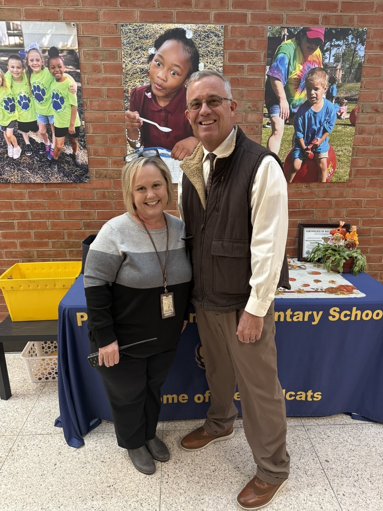 Bromwell's tour of Princess Anne Elementary