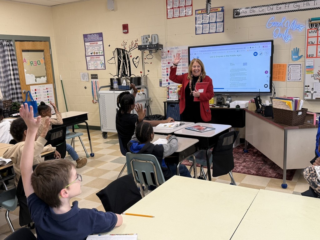 Pictures of Mary Beth Carozza's visit to Somerset County Public Schools