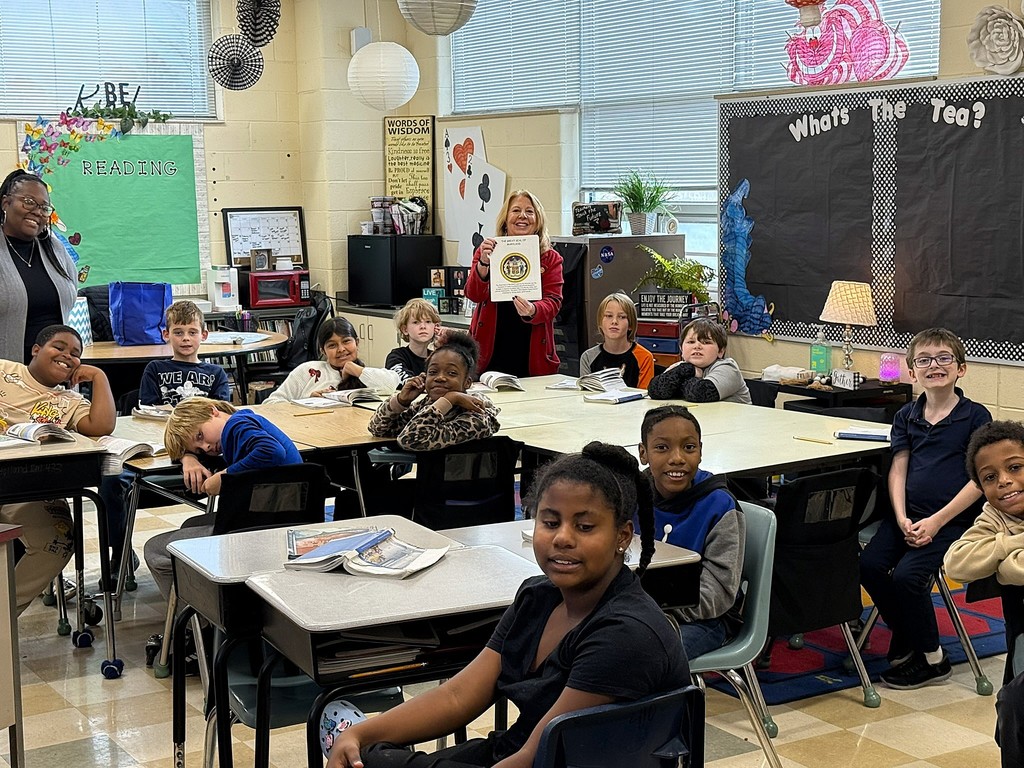 Pictures of Mary Beth Carozza's visit to Somerset County Public Schools