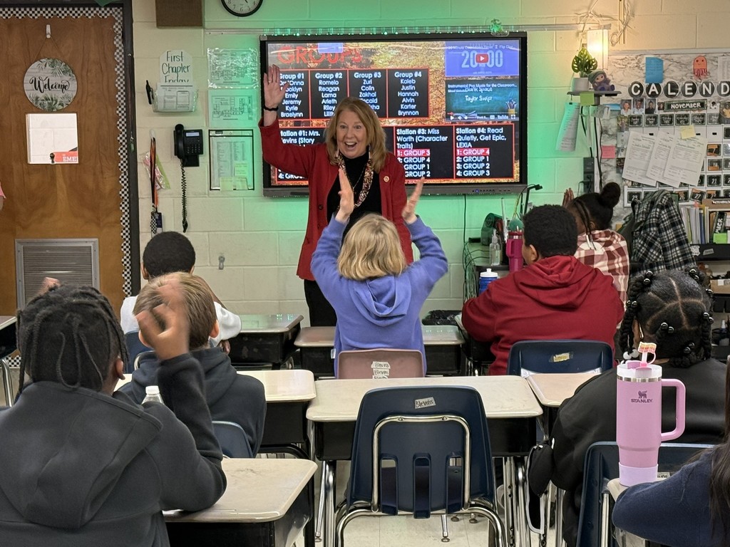 Pictures of Mary Beth Carozza's visit to Somerset County Public Schools